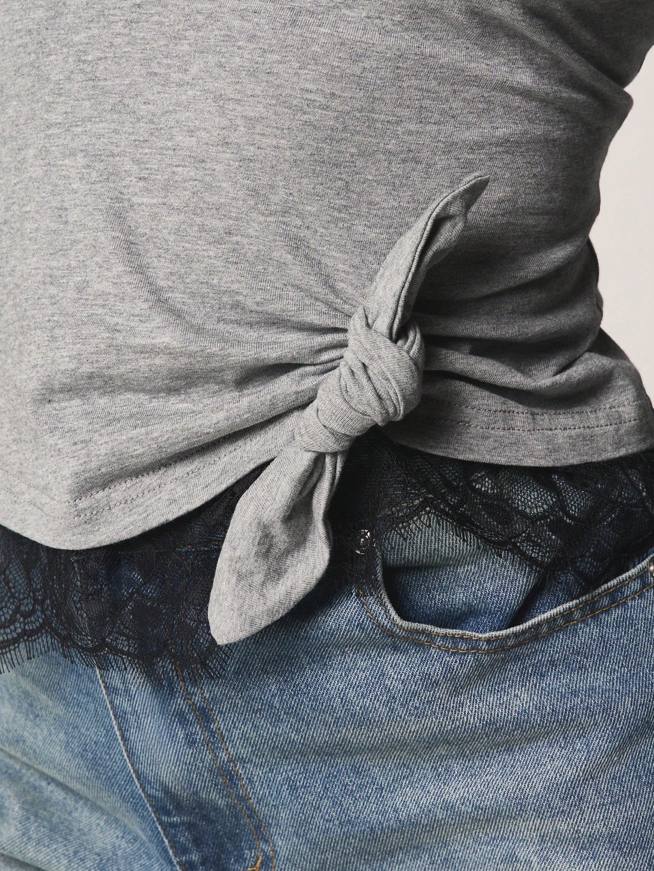 Misyshop Round Neck Top With Lace Trim 2